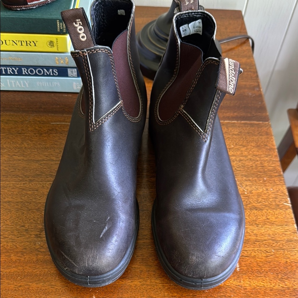 Blundstone Brown Leather Chelsea Boots